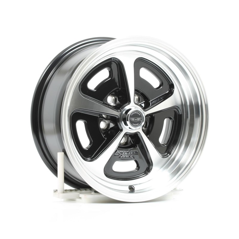 Jeu de jantes 2* 7x15" 2* 8x15" Magnum 500 VN501