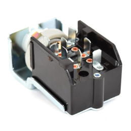 Interruptor de luz 64 1/2