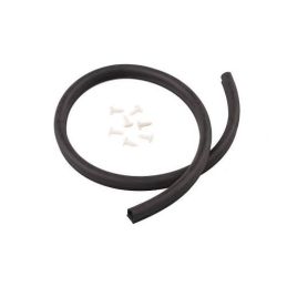 Seal wind deflector for hood 67-68