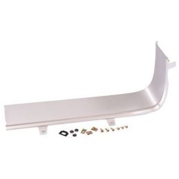 Grille molding right 67-68